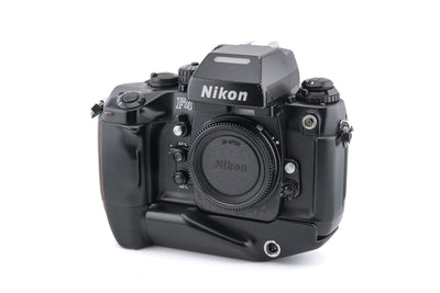 Nikon F4s – Profesjonalny Aparat Analogowy