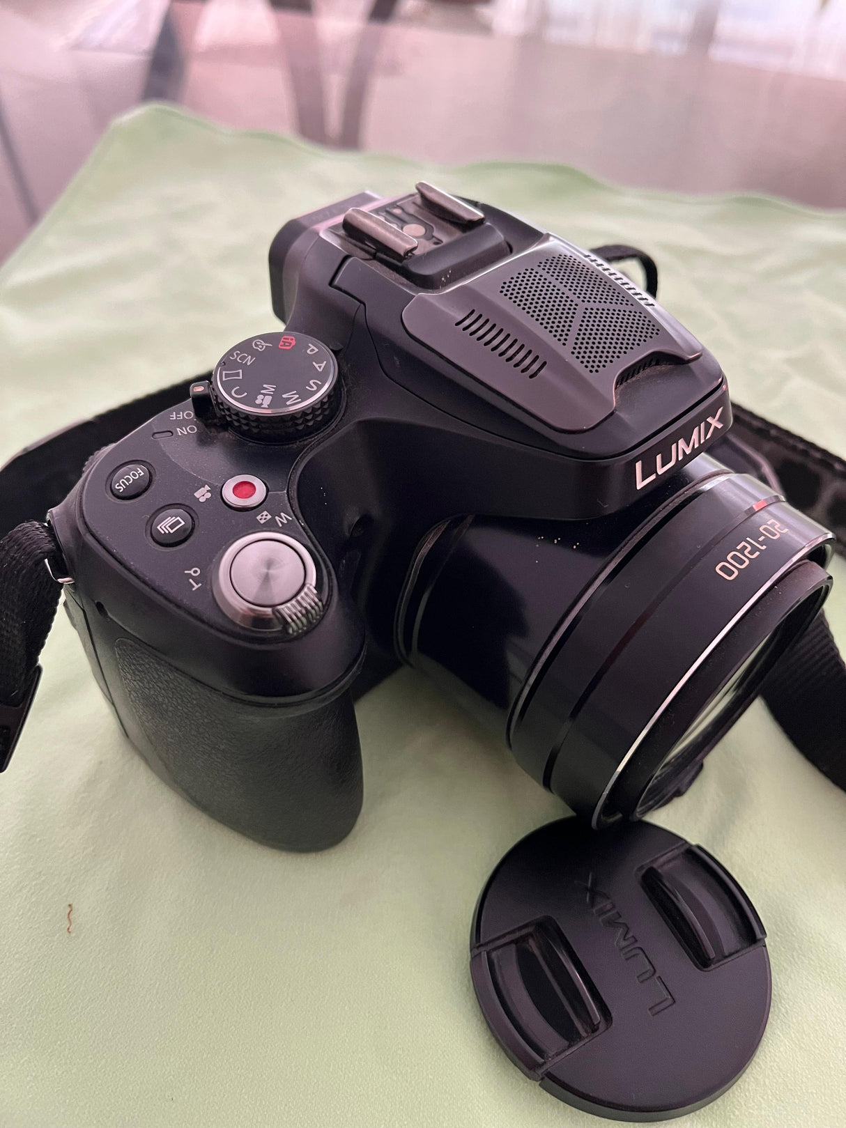 Panasonic Lumix DMC-FZ70 74a4b1a1-8b5b-4212-9172-b6368a7fb9ad