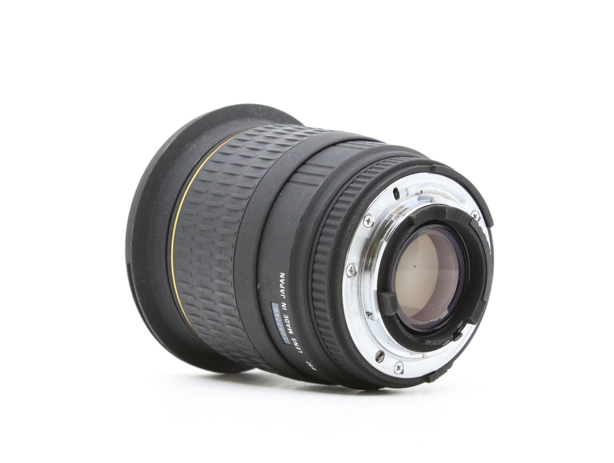 Sigma 20mm f/1.8 EX DG Aspherical RF - Compatibile con Nikon