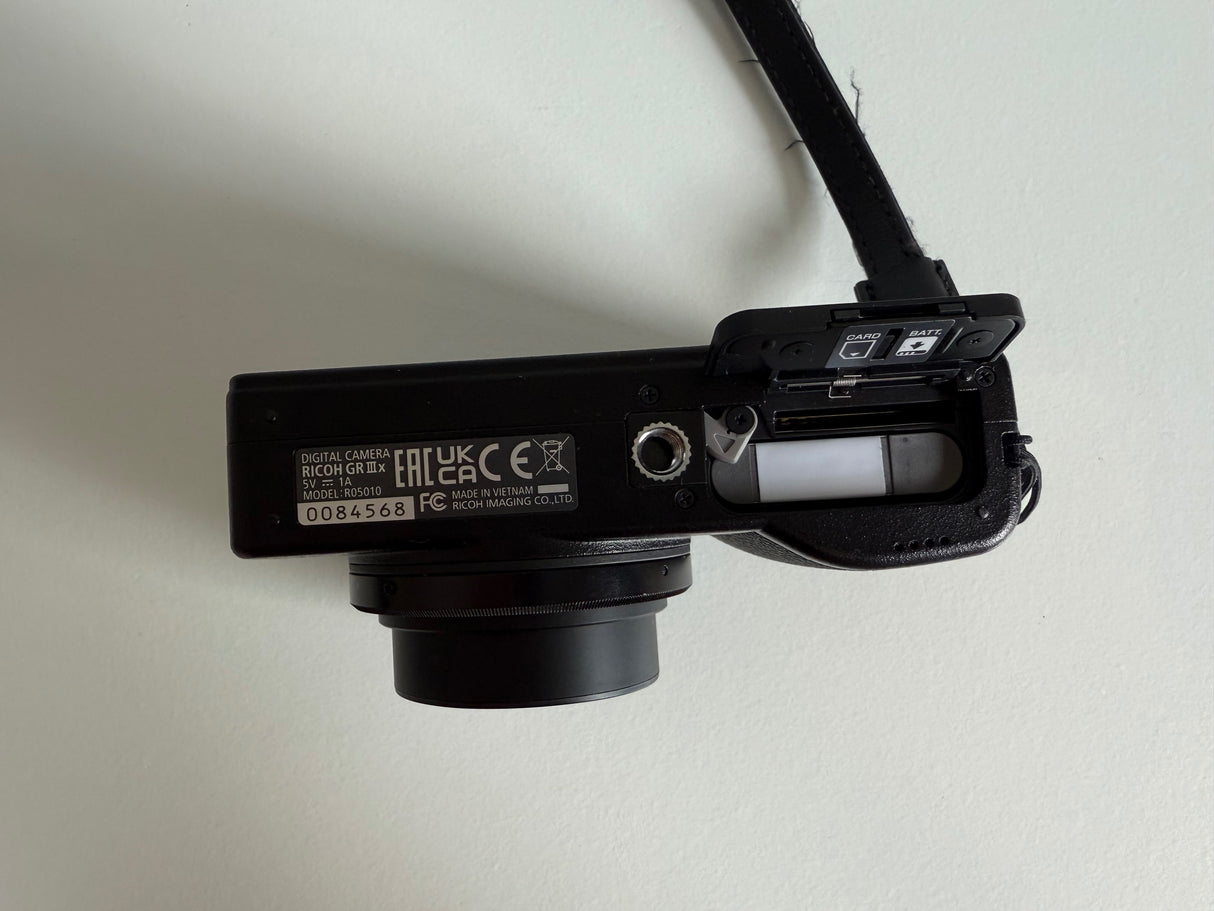 RicohGRIIIx2bf0223e-acdd-4ce9-985f-c6b58b0f799e