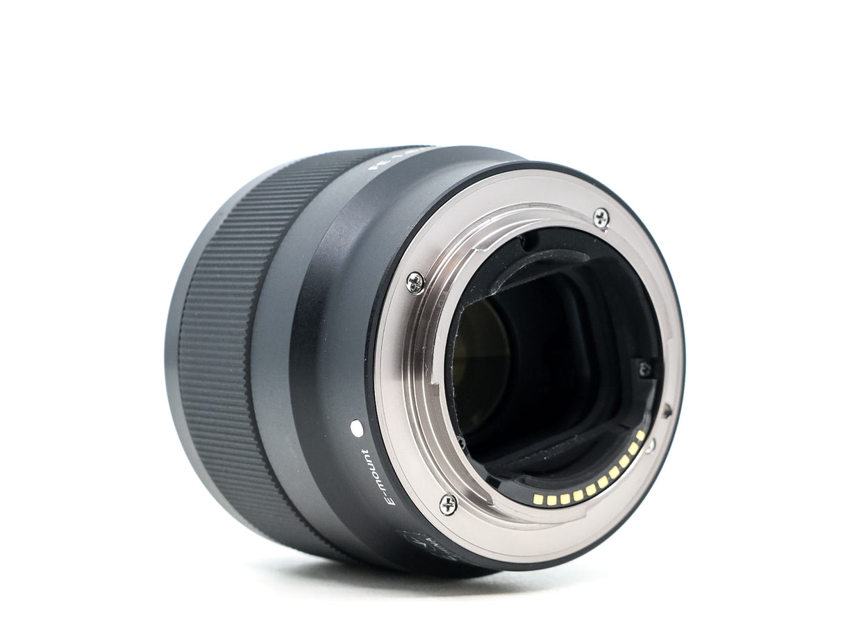 Sony FE 50mm f/1.8