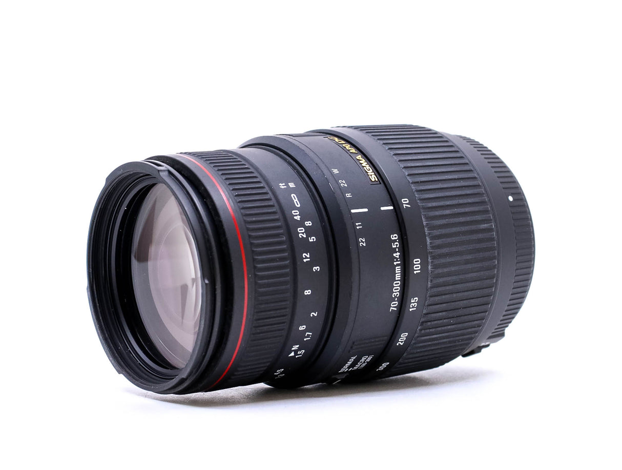 Sigma 70-300mm f/4-5.6 APO DG Macro (2005) - Compatibile con Nikon