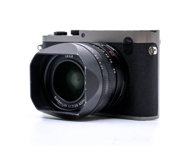Leica Q (Typ 116) Edycja Titanium Grey