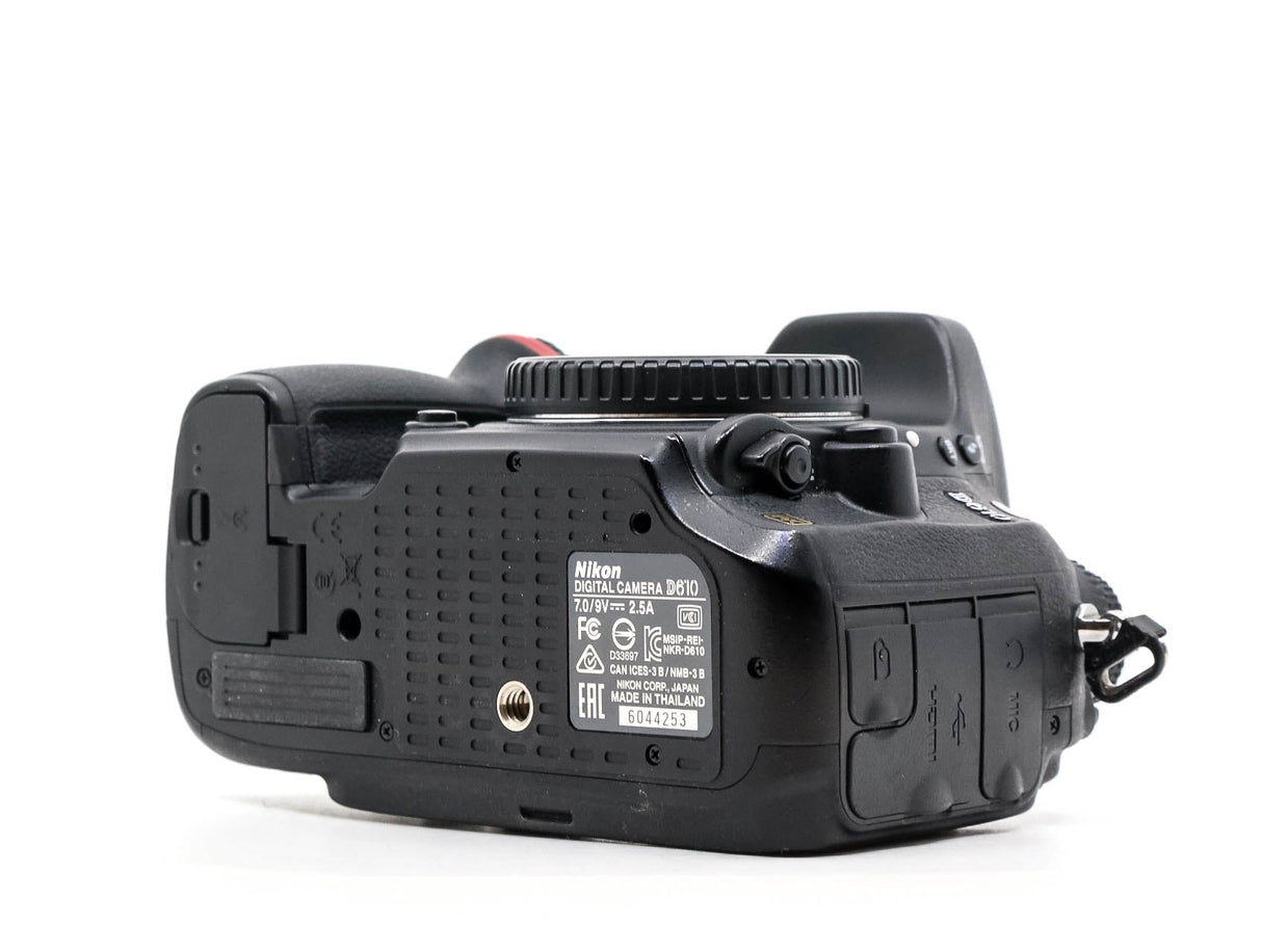 Nikon D610 - segunda mano - excelente estado - detalle 2 de 4 - SKU 3790919 - Camera Market