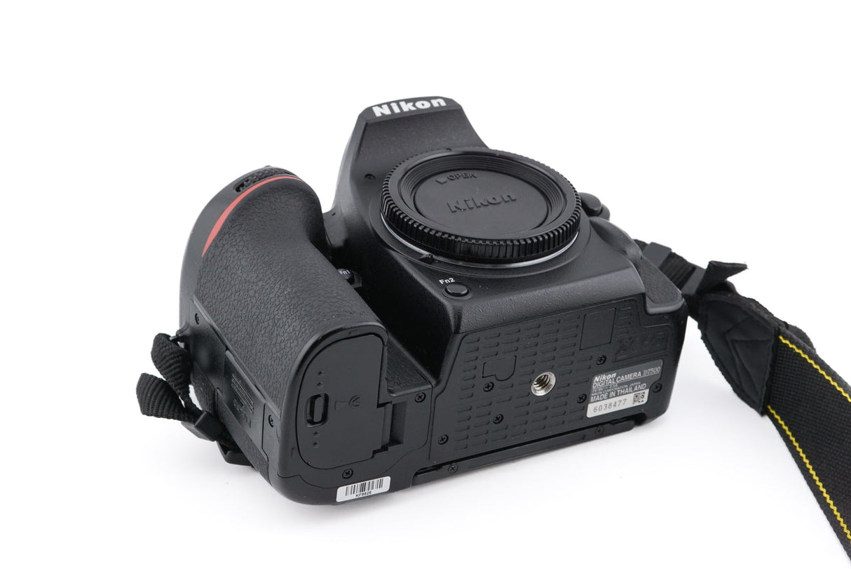 Nikon D7500 (Body)