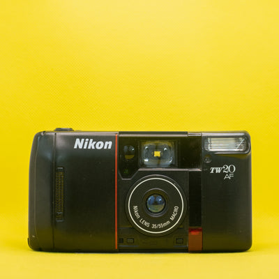 Nikon TW20 - Kompaktowy aparat na film 35mm