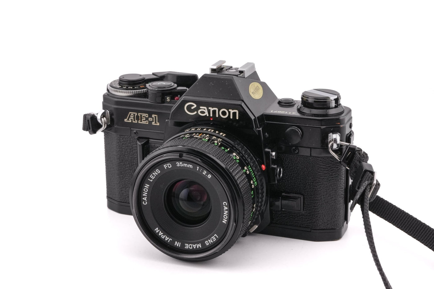Canon AE-1 + 35mm f2.8 FDn | Aparat Analogowy · zdjęcie główne