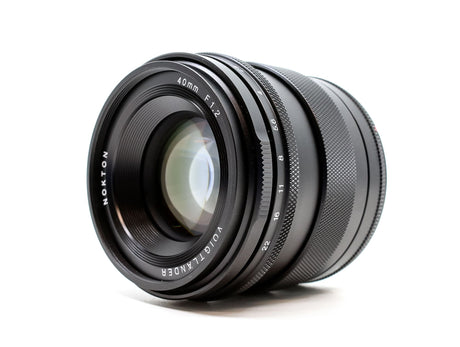 Voigtlander Nokton 40mm f/1.2 - Canon RF Fit - segunda mano - excelente estado - detalle 2 de 3 - SKU 3781555 - Camera Market