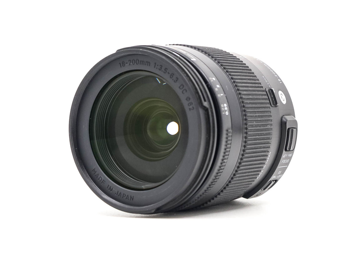 Sigma 18-200mm f/3.5-6.3 DC Macro OS HSM Contemporary - Canon EF-S Fit