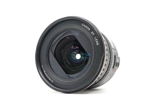 Canon EF 20-35mm f/3.5-4.5 USM