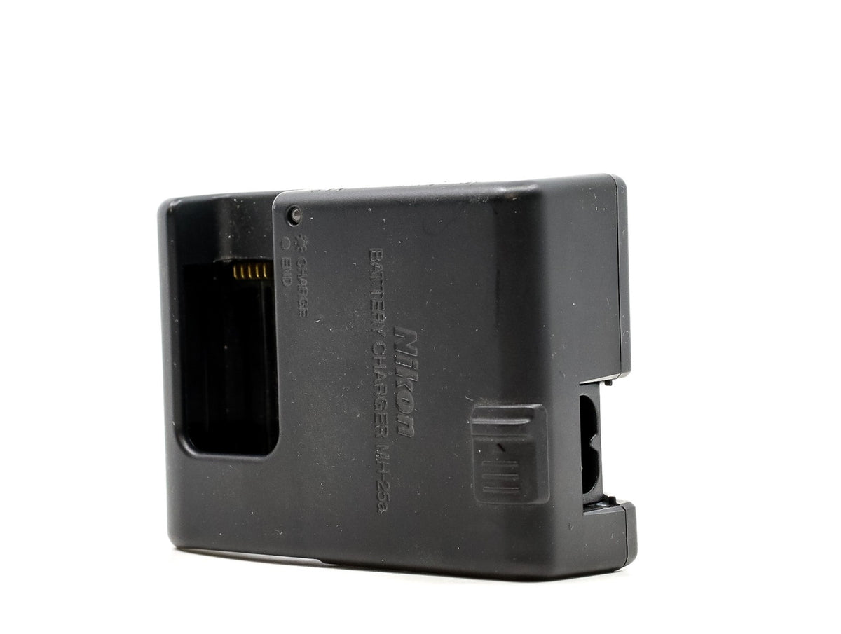 Nikon MH-25a Charger · zdjęcie główne