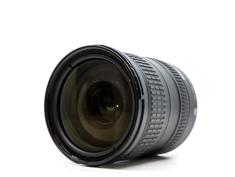 Nikon AF-S DX Nikkor 18-200mm f/3.5-5.6G IF-ED VR - segunda mano - excelente estado - detalle 2 de 3 - SKU 3785632 - Camera M