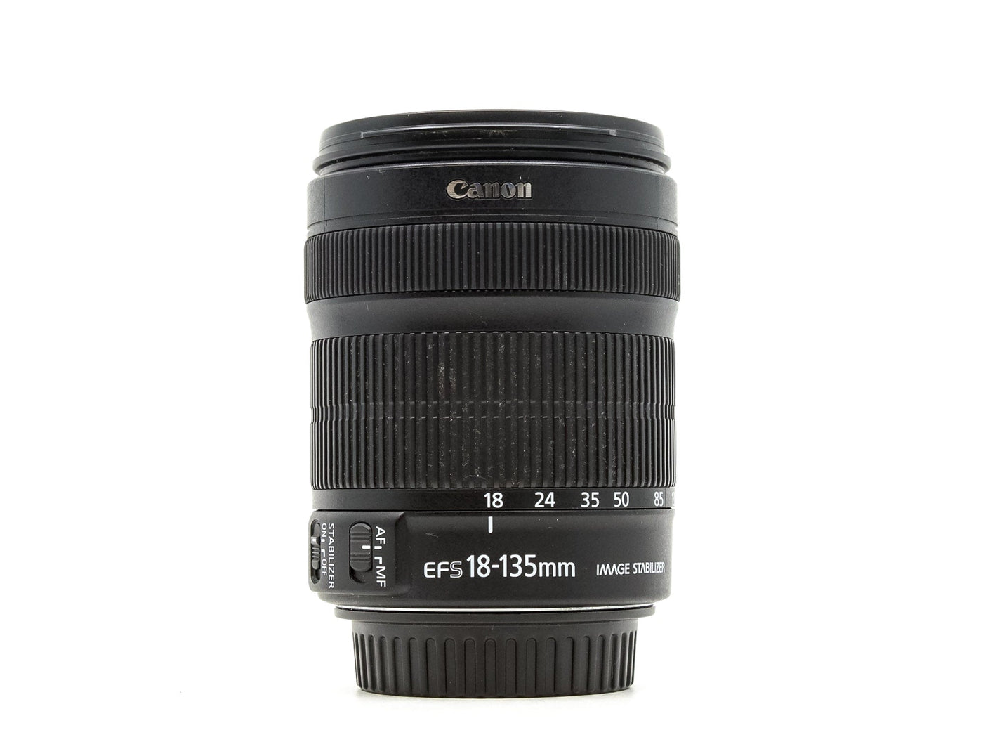 Canon EF-S 18-135mm f/3.5-5.6 IS – Obiektyw do aparatów Canon · zdjęcie główne