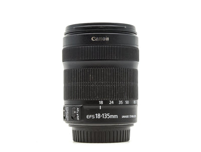 Canon EF-S 18-135mm f/3.5-5.6 IS – Obiektyw do aparatów Canon