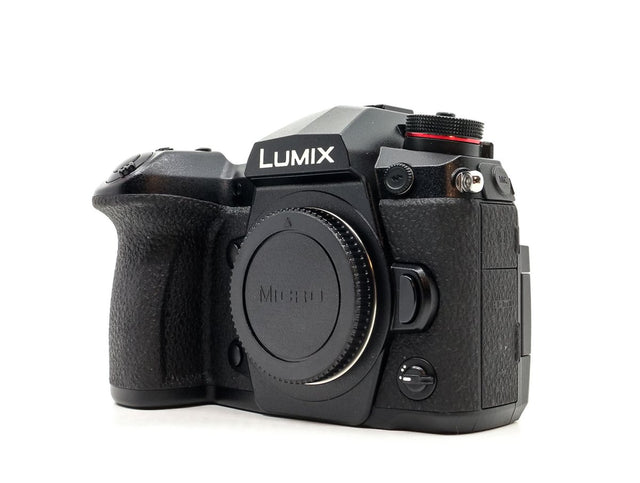 Panasonic Lumix DC-G9