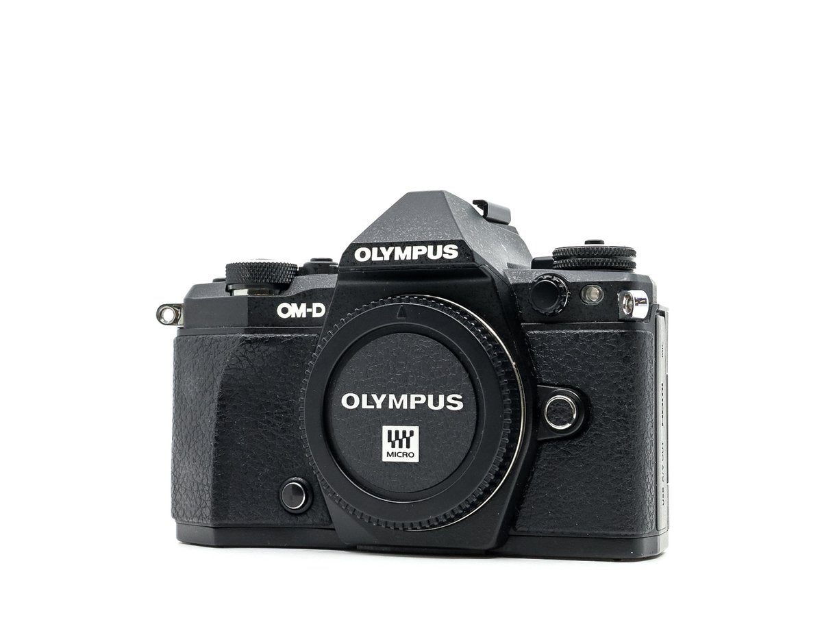 Olympus OM-D E-M5 Mark II · zdjęcie główne
