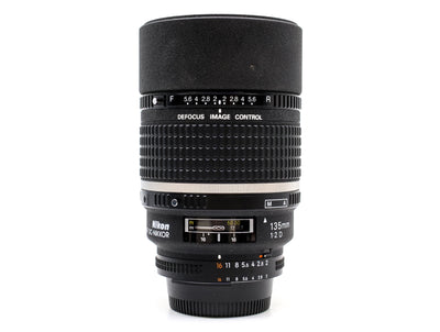 Nikon AF DC Nikkor 135mm f/2 – Obiektyw Premium