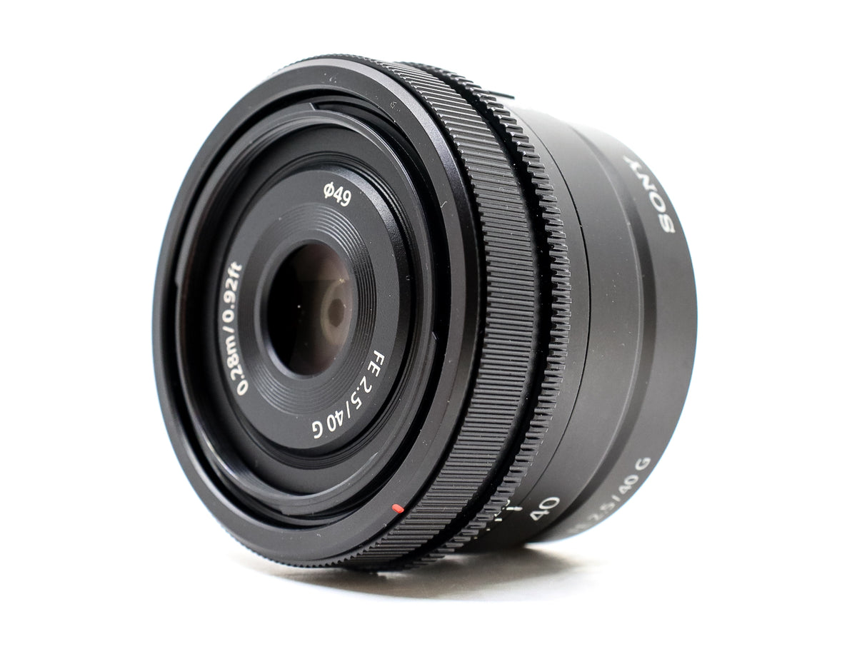 Sony FE 40mm f/2.5 G