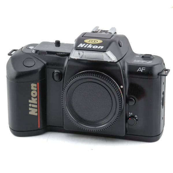 Nikon F-401 (Tylko Body) - Lustrzanka 35mm na Film · zdjęcie główne