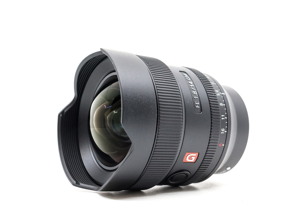 Sony FE 14mm f/1.8 GM