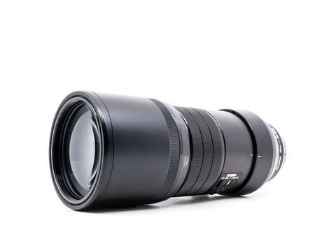 Olympus M.Zuiko Digital ED 300mm f/4 IS PRO - segunda mano - excelente estado - detalle 2 de 3 - SKU 3642486 - Camera Market