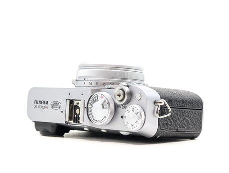 Fujifilm X100VI - segunda mano - excelente estado - detalle 3 de 4 - SKU 3618278 - Camera Market