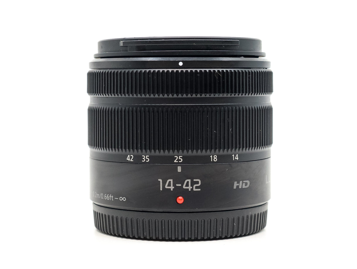 Panasonic Lumix G Vario 14-42mm f/3.5-5.6 ASPH Mega O.I.S.