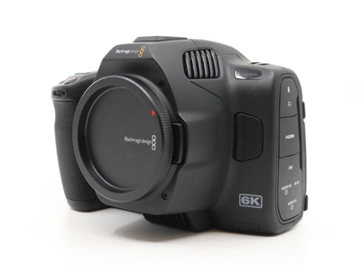 Blackmagic Design Pocket Cinema Camera 6K Pro - Kompatybilna z Canon EF