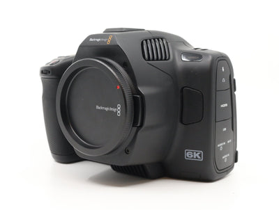 Blackmagic Design Pocket Cinema Camera 6K Pro - Kompatybilna z Canon EF