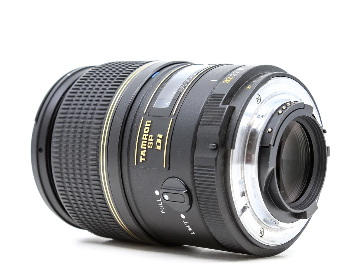 Tamron SP 90mm f/2.8 Di VC USD Macro - Nikon Fit