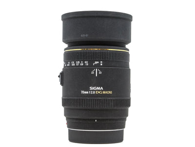 Sigma 70mm f/2.8 EX DG Macro - Kompatybilny z Sony A