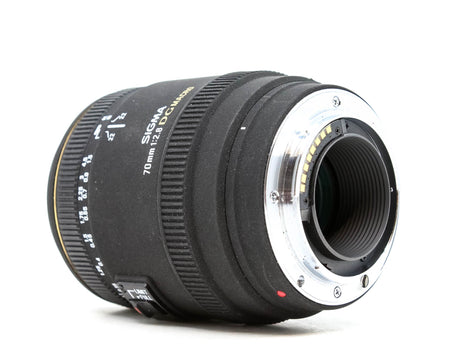 Sigma 70mm f/2.8 EX DG Macro - Kompatybilny z Sony A