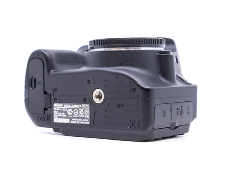 Nikon D3200 - segunda mano - excelente estado - detalle 2 de 4 - SKU 3787602 - Camera Market