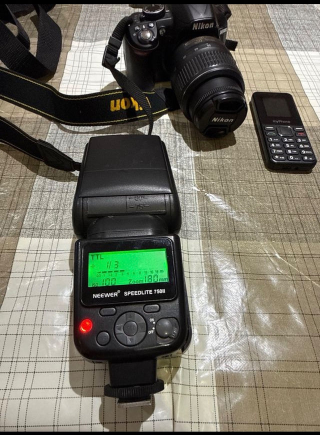 NikonNikon D310085a29080-d3d3-47ee-979c-01f3611f3441