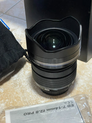 OlympusObjetivo Olympus M.Zuiko 7-14mm f/2.8 PROa59cfad4-297f-4621-ba6b-467c75c7991f
