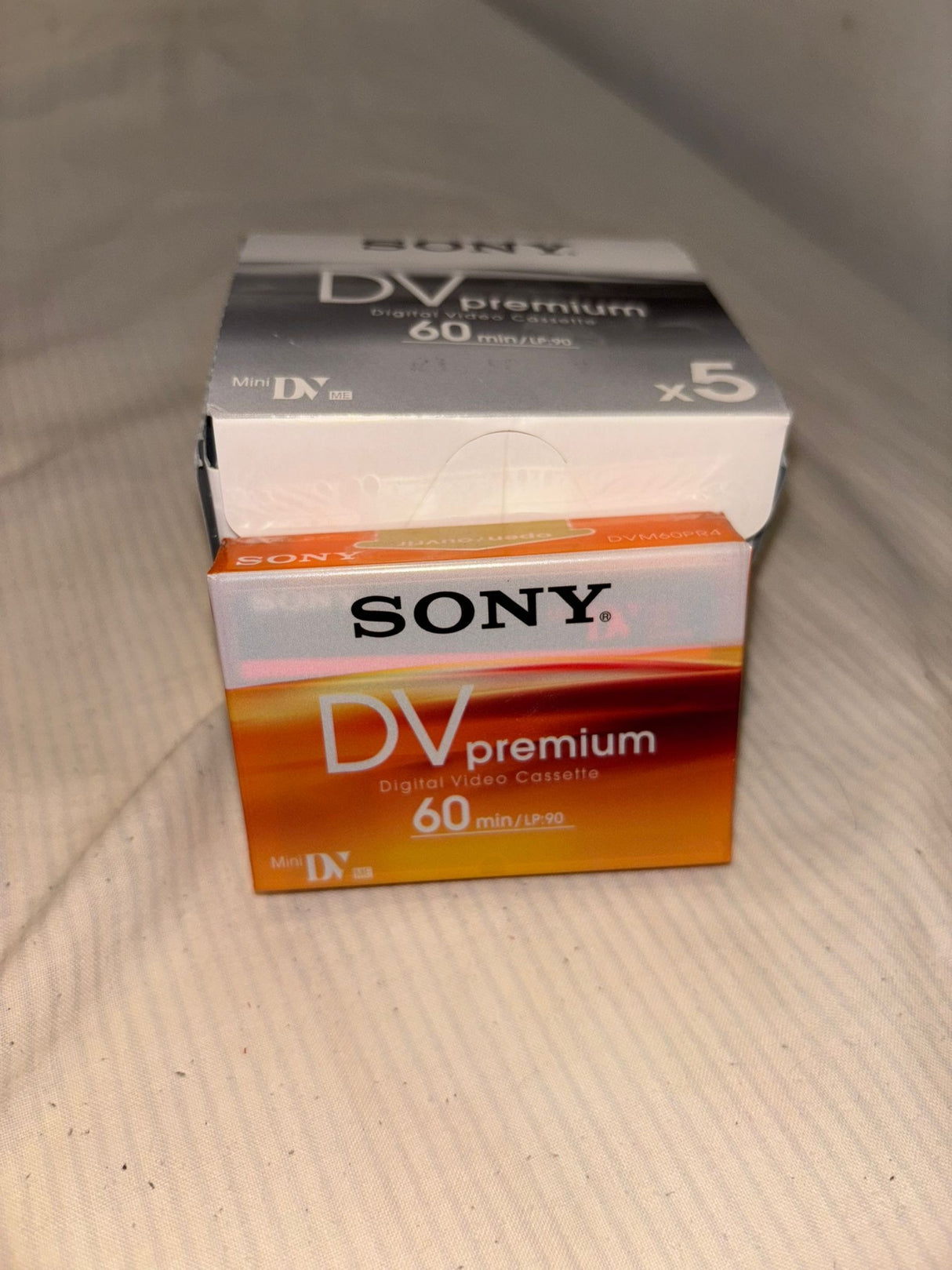 SONYDV premium DIGITAL VIDEO CASSETTE 60 min/LP:904add2db3-a472-4da7-a0a1-3d421a39a9e0