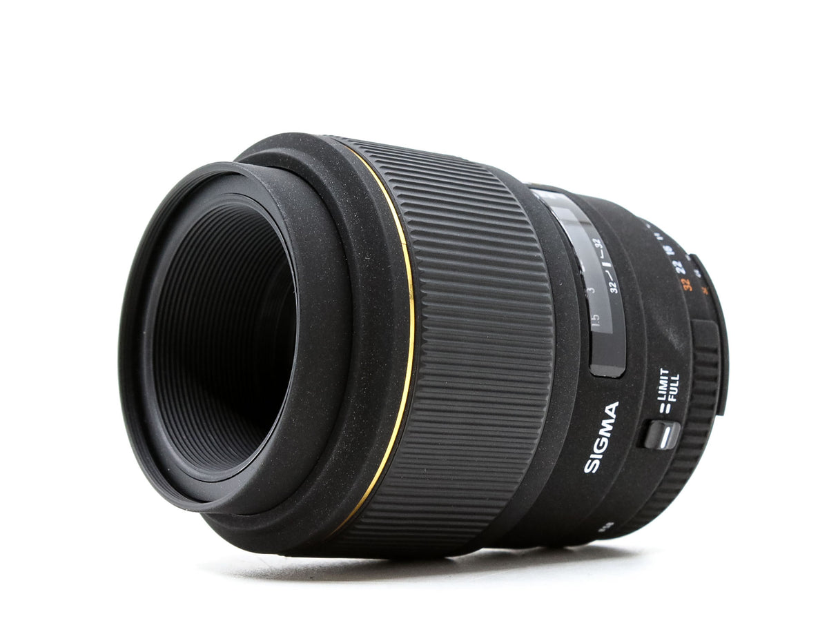 Sigma 105mm f/2.8 EX DG Macro - Nikon Fit