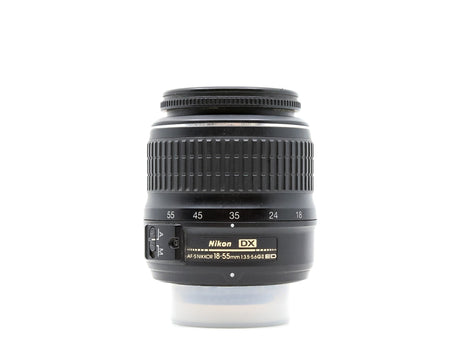 Nikon AF-S DX Nikkor 18-55mm f/3.5-5.6G ED II - segunda mano - excelente estado - foto principal - SKU 3709173 - Camera Marke