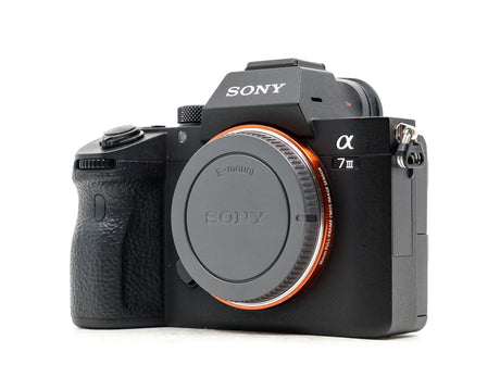 Sony Alpha A7 III – Profesjonalny aparat pełnoklatkowy