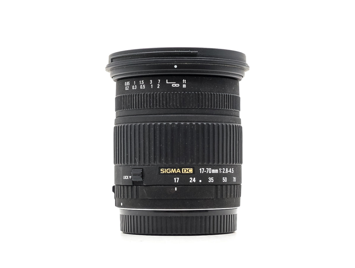 Sigma 17-70mm f/2.8-4.5 DC Macro - Canon EF-S Fit