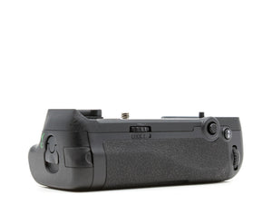 Nikon MB-D18 Battery Grip