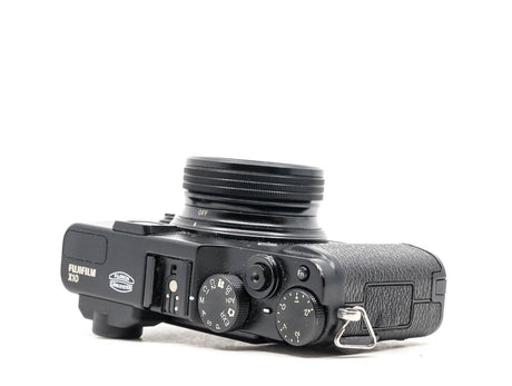 Fujifilm X10 - segunda mano - excelente estado - detalle 3 de 4 - SKU 3712459 - Camera Market