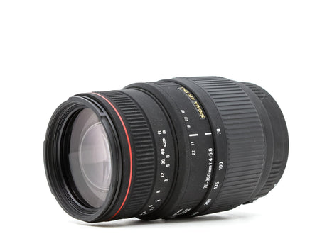 Sigma 70-300mm f/4-5.6 APO DG Macro - Mocowanie Canon EF