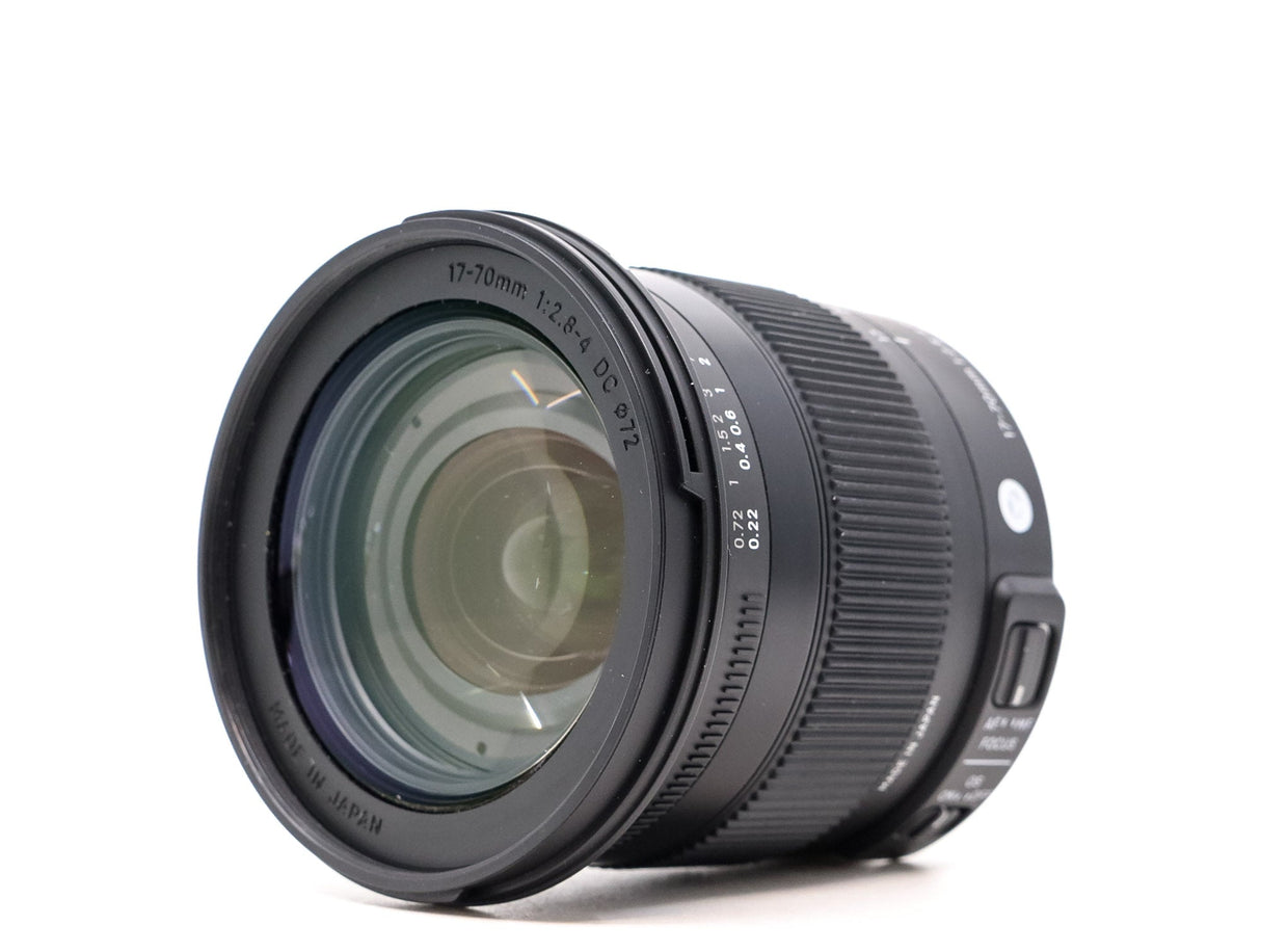 Sigma 17-70mm f/2.8-4 DC Macro OS HSM Contemporary - Nikon Fit - segunda mano - excelente estado - detalle 2 de 3 - SKU 37353