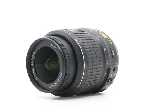 Nikon AF-P DX Nikkor 18-55mm f/3.5-5.6G - segunda mano - excelente estado - detalle 2 de 3 - SKU 3784520 - Camera Market