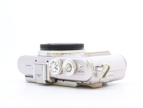 Olympus PEN E-PL8 - segunda mano - excelente estado - detalle 3 de 4 - SKU 3796715 - Camera Market