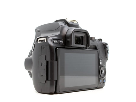 Canon EOS 250D - segunda mano - excelente estado - detalle 3 de 4 - SKU 3793992 - Camera Market