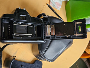 NikonF707cd39b5a-dd4e-4704-8323-ecca05d2e37f