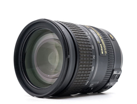 Nikon AF-S Nikkor 28-300mm f/3.5-5.6G IF-ED VR - segunda mano - excelente estado - detalle 2 de 3 - SKU 3784459 - Camera Mark