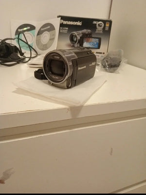 Panasonic Hc-v700162452d4-bfc1-4435-8892-5bb7dd0691ad